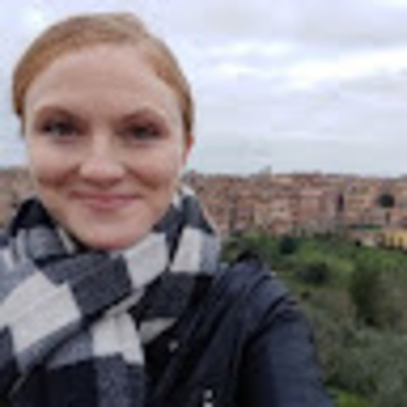 Meet your Posher, Ashley - Picture 1 of 1